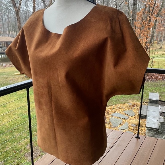 BERYLL…. Leather Handcrafted in LA🔥Beautiful leather / suede top. Oversized XS - Picture 15 of 16